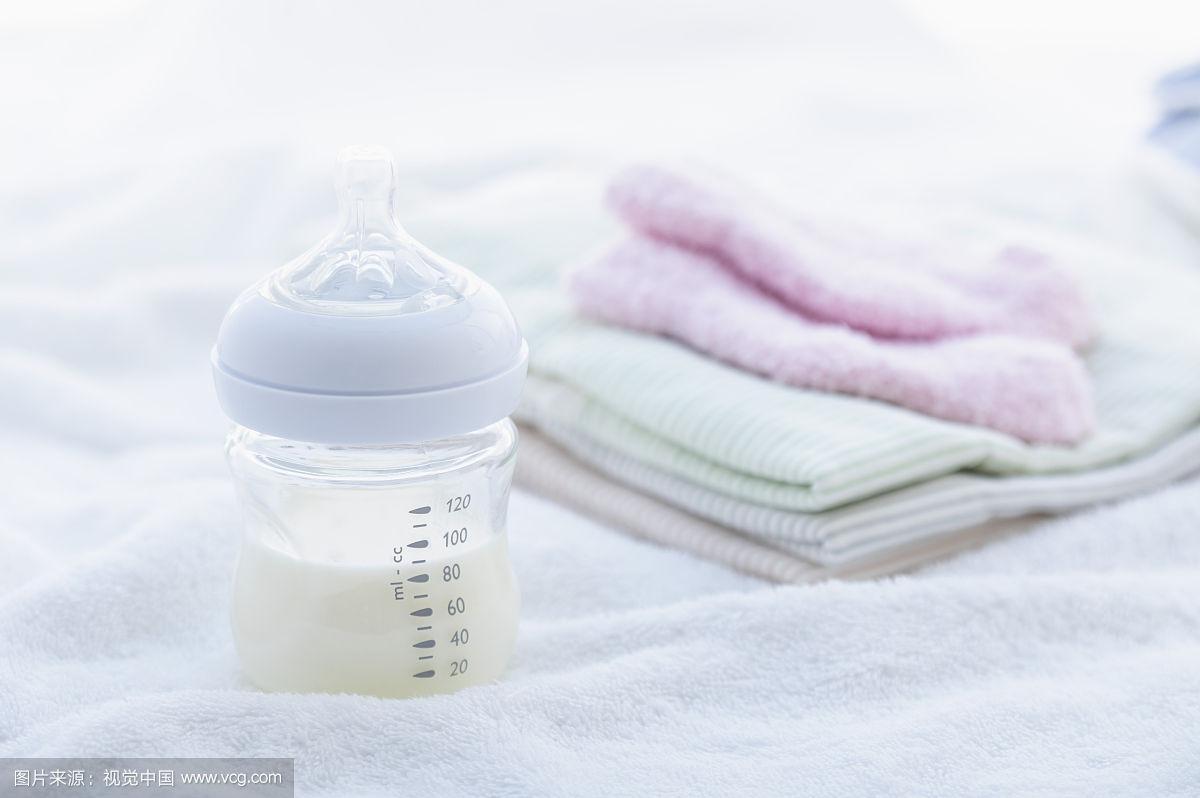 婴幼儿生活用品与日用品全指南 从喂养到护理的安心之选